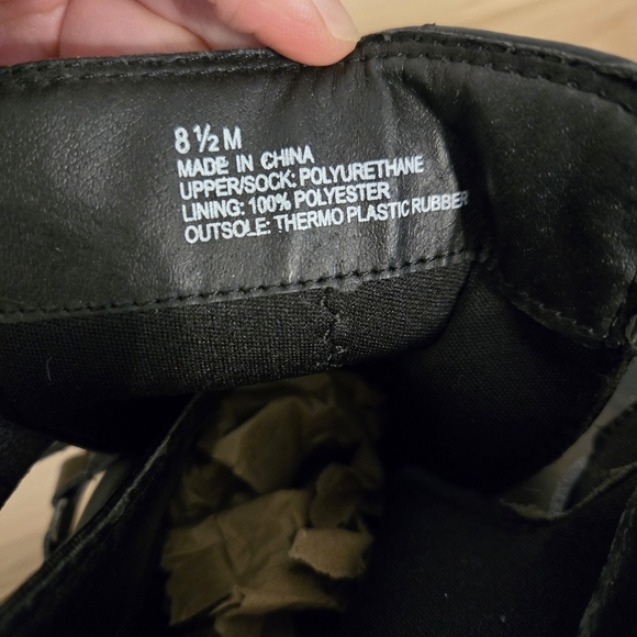 American Eagle Black Leather Ankle Boots Womens Size 8.5 - Picture 3 of 8